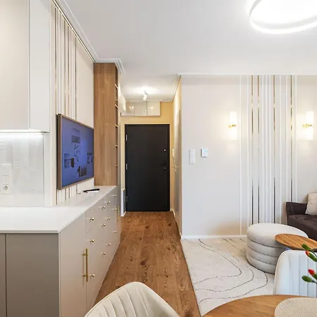 Premium Park Apartment